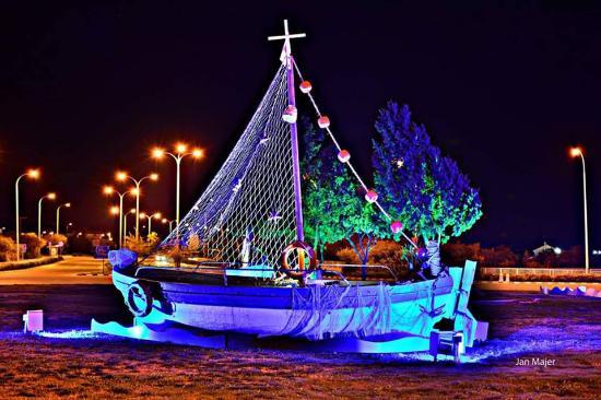 The Boats of Roundabout